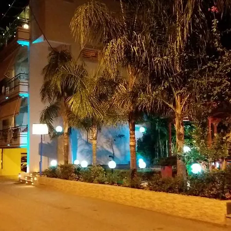 La Fontaine Apartment