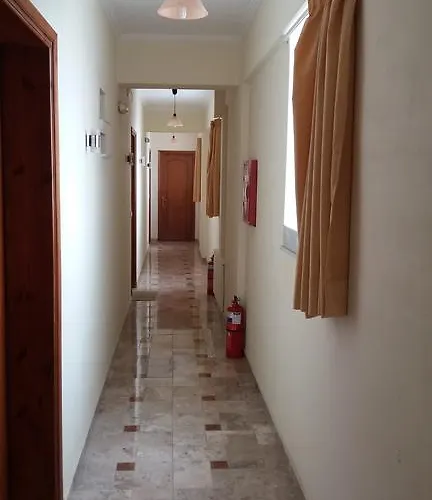 La Fontaine * Кандия